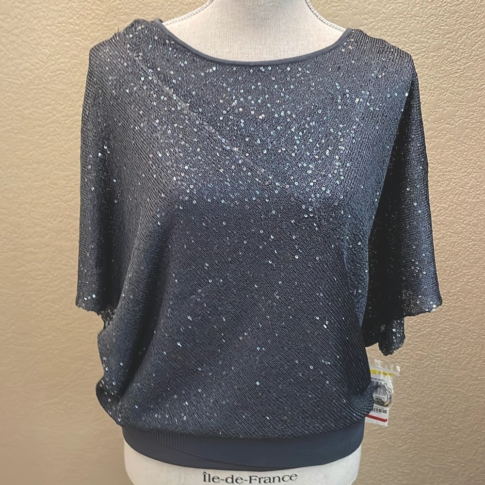 Alfani gray knit sequin sweater. NWT Size M